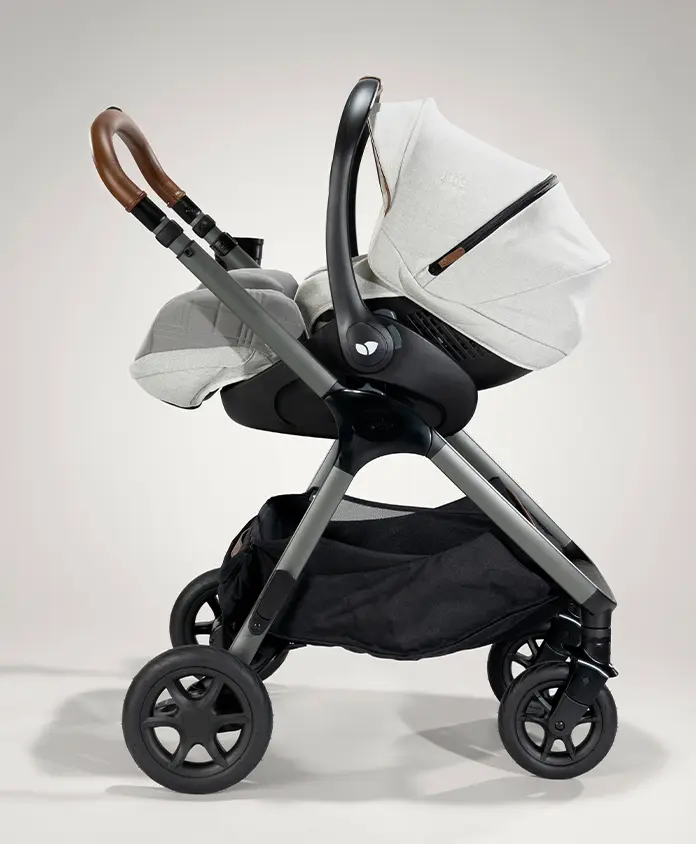 kinderwagen-babyschale-autositz-weiss-grau-schwarz
