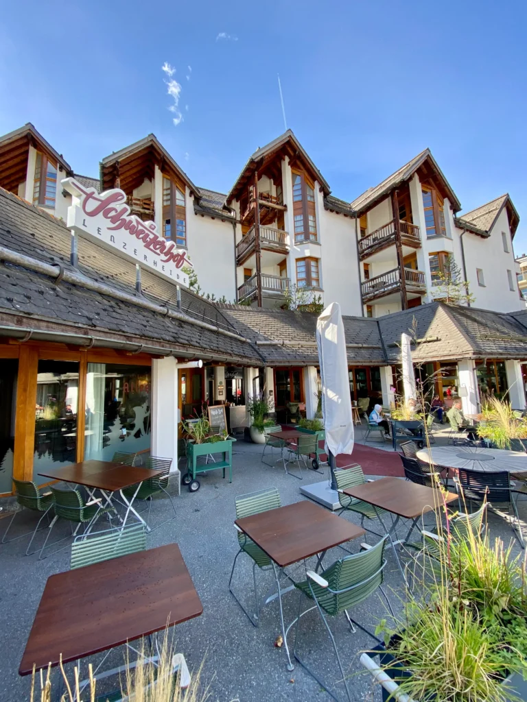 hotel-schweizerhof-garten-terrasse