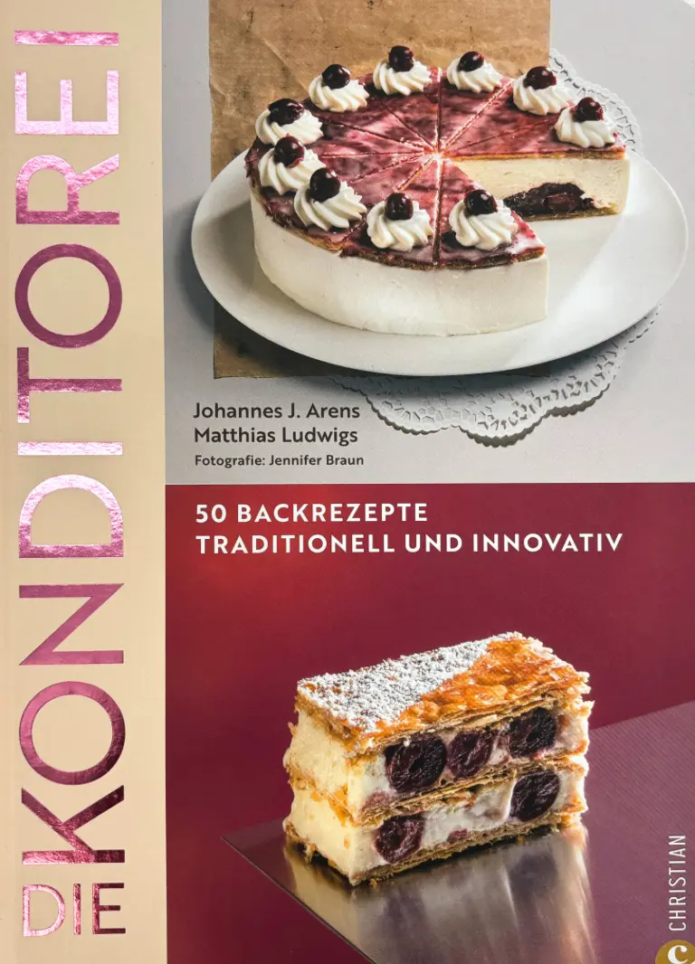 konditorei-torte-schnitte-kochbuch-titel